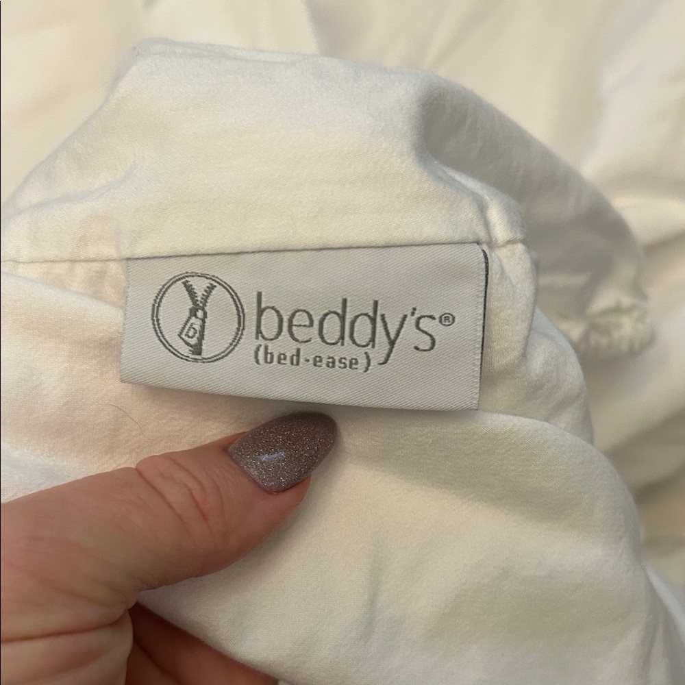Beddy's White Bedding Set